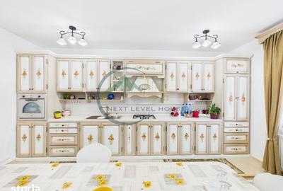 Casă cu 10 camere cu Teren 1009 Mp în Central