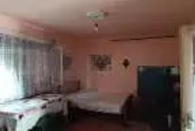 Casă cu 1 camere în Mânău