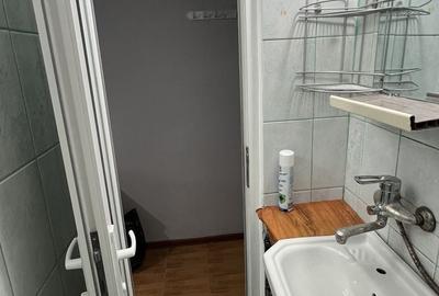 Garsonieră în Micro 40 - 2