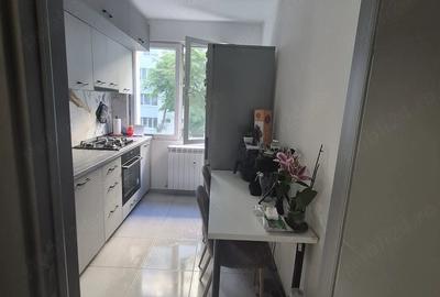 Apartament cu 2 camere decomandat în Doamna Ghica
