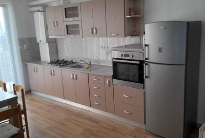 Apartament cu 3 camere decomandat în Exterior Vest - 2