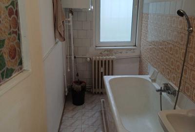 Garsonieră decomandată în Drumul Taberei