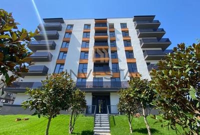Apartament cu 3 camere semidecomandat în Între Lacuri - 1