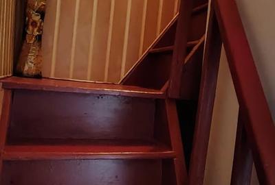 Casă cu 4 camere cu Teren 1000 Mp în Mihai Eminescu