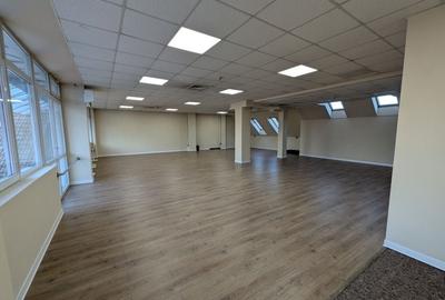 Spațiu comercial, de 180 mp, în Central - 2