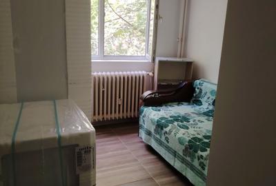 Garsonieră semidecomandată în Micro 40 - 1