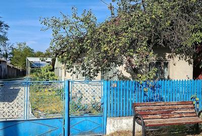 Casă cu Teren 923 Mp în Ulmeni