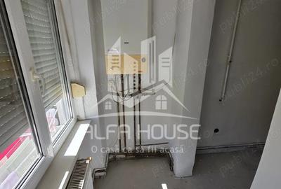 Garsonieră decomandată în Central - 1
