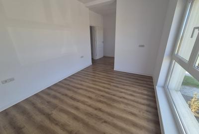 Duplex cu 4 camere cu Canalizare în Vladimirescu - 8