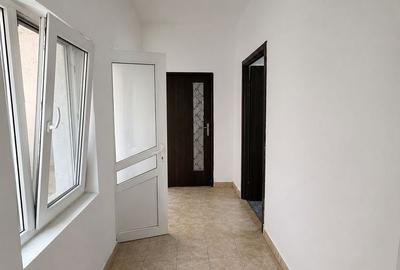 Casă cu 4 camere cu Teren 212 Mp în Sânmartin