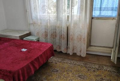 Apartament cu 2 camere nedecomandat în Central