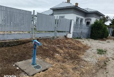 Casă cu 3 camere cu Teren 900 Mp în Central - 8