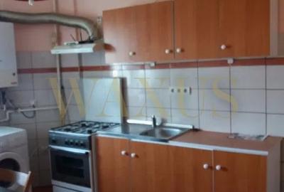 Garsonieră decomandată, mobilată în Florești