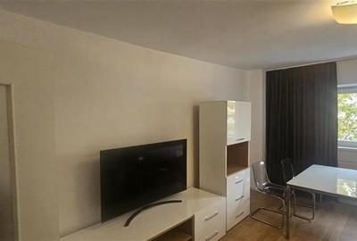Apartament cu 3 camere decomandat, mobilat în Unirii
