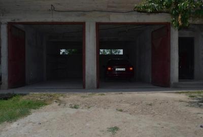 Spațiu industrial, de 100 mp, în Est - 2
