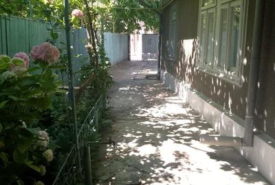 Casă cu 3 camere cu Teren 222 Mp în Călărași - 1
