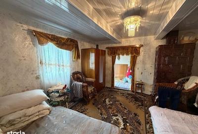 Casă cu 2 camere în Bălcăuți