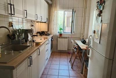 Apartament cu 2 camere decomandat, mobilat în Dorobanți