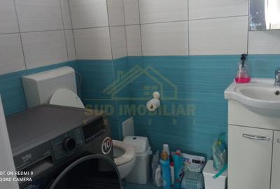 Duplex cu 5 camere cu Canalizare în Central - 27