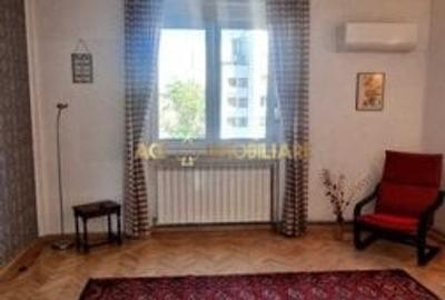 Apartament cu 2 camere decomandat, mobilat în Universitate