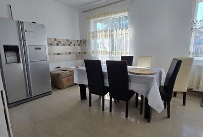 Casă cu 6 camere cu Teren 500 Mp în 1 Mai - 1