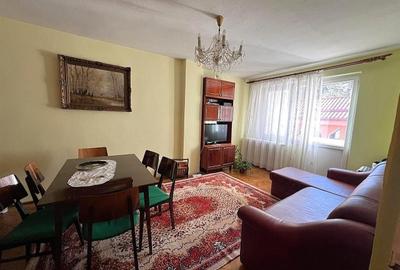 Apartament cu 3 camere decomandat, mobilat în Ultracentral