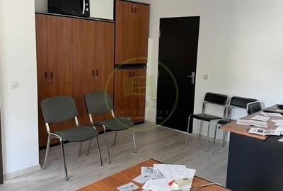 Spațiu comercial, de 18 mp, în Ultracentral