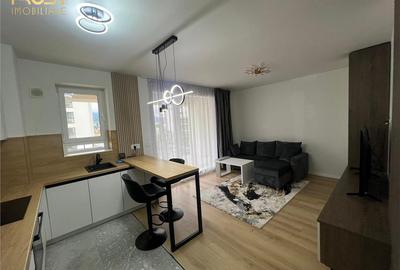 Apartament cu 2 camere semidecomandat în Tractorul - 2