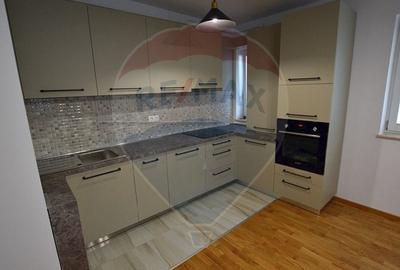 Apartament cu 2 camere semidecomandat în Borhanci - 1