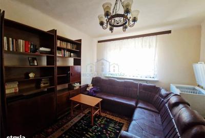 Casă cu 4 camere în Ungureni - 13