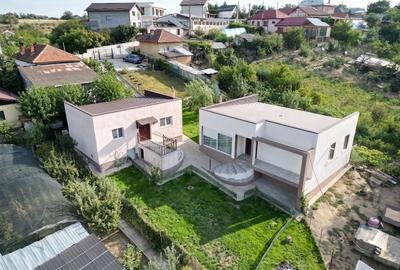 Casă cu 6 camere cu Canalizare în Cârcea