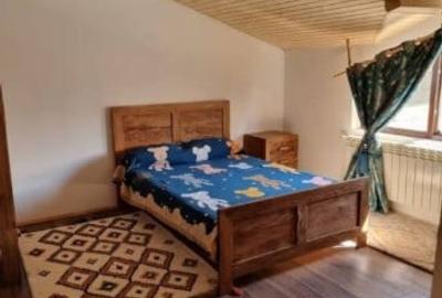 Casă cu 5 camere cu Teren 377 Mp în Central - 8