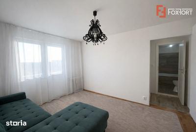 Apartament cu 2 camere semidecomandat, mobilat în Șega