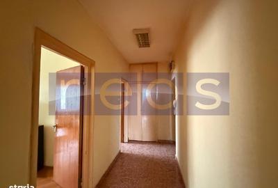 Apartament cu 3 camere, mobilat în Ferdinand