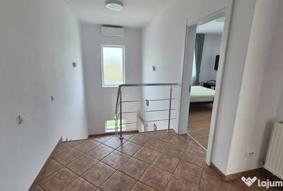 Casă cu 5 camere cu Canalizare în Est - 3