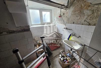 Casă cu 5 camere cu Teren 130 Mp în Luncă