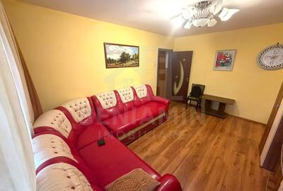 Apartament cu 3 camere semidecomandat în Craiovița Nouă - 2