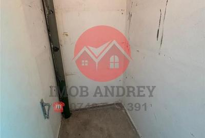 Apartament cu 3 camere decomandat în Neptun - 2