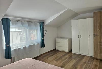 Apartament cu 3 camere decomandat, mobilat în Găvana