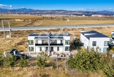 Duplex cu 4 camere cu Canalizare în Râșnov - 15