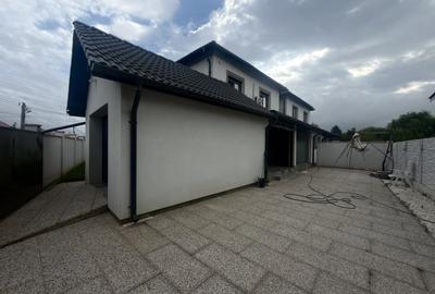 Duplex cu 5 camere cu Canalizare în Utvin - 2
