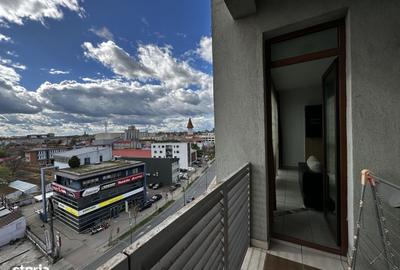 Apartament cu 3 camere în Complex Studențesc