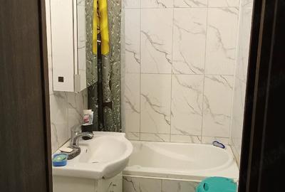 Apartament cu 2 camere semidecomandat în Viziru 3