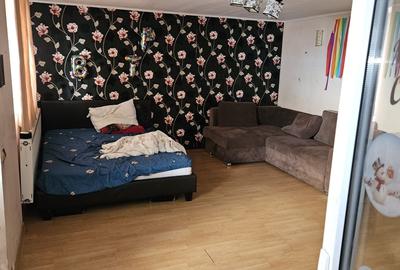 Casă cu 3 camere în Central