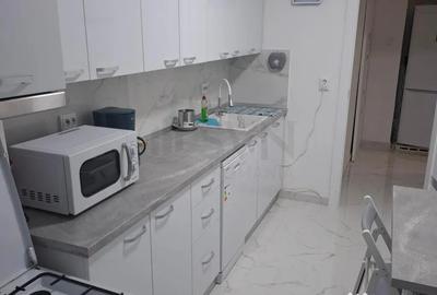 Apartament cu 3 camere decomandat în Victoriei - 2