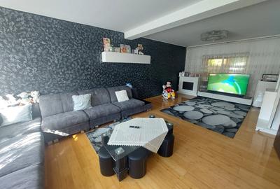 Casă individuală cu 3 camere cu Canalizare în Micro 14 - 2