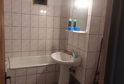 Apartament cu 2 camere decomandat în Găvana