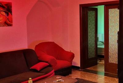 Apartament cu 2 camere semidecomandat în Universitate