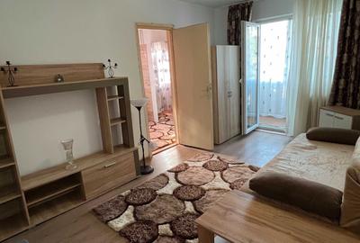 Apartament cu 2 camere semidecomandat în Șagului