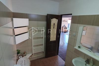Casă cu 4 camere cu Teren 528 Mp în Corunca